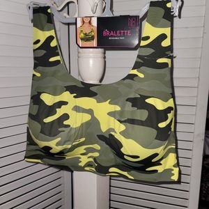 Brand new sports bra